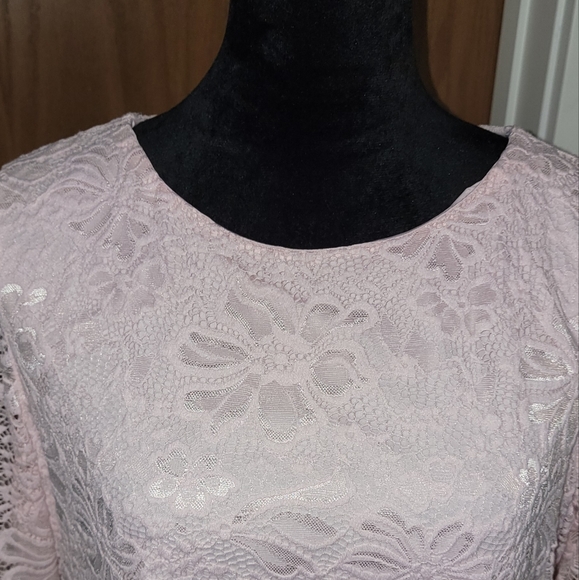 LACE BLOUSE - Picture 2 of 9